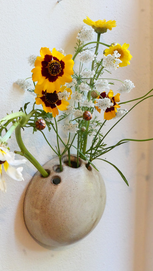 Wall vase