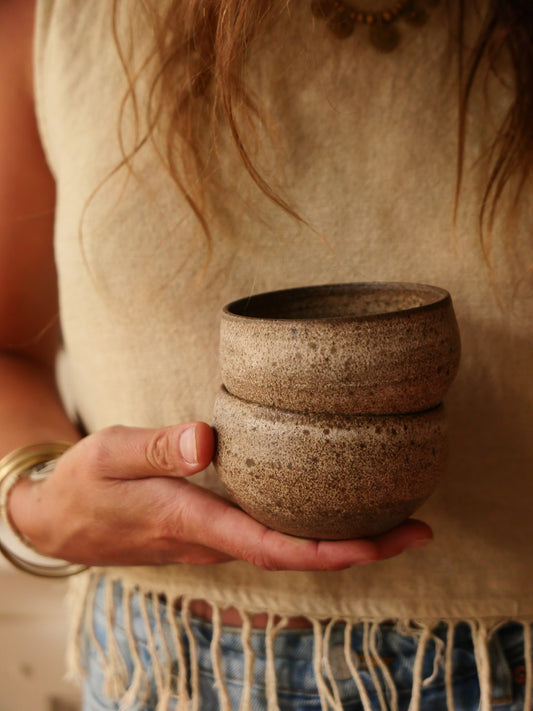 EARTHY ESSENCE, 石 Ishi Cup — Stone Brown