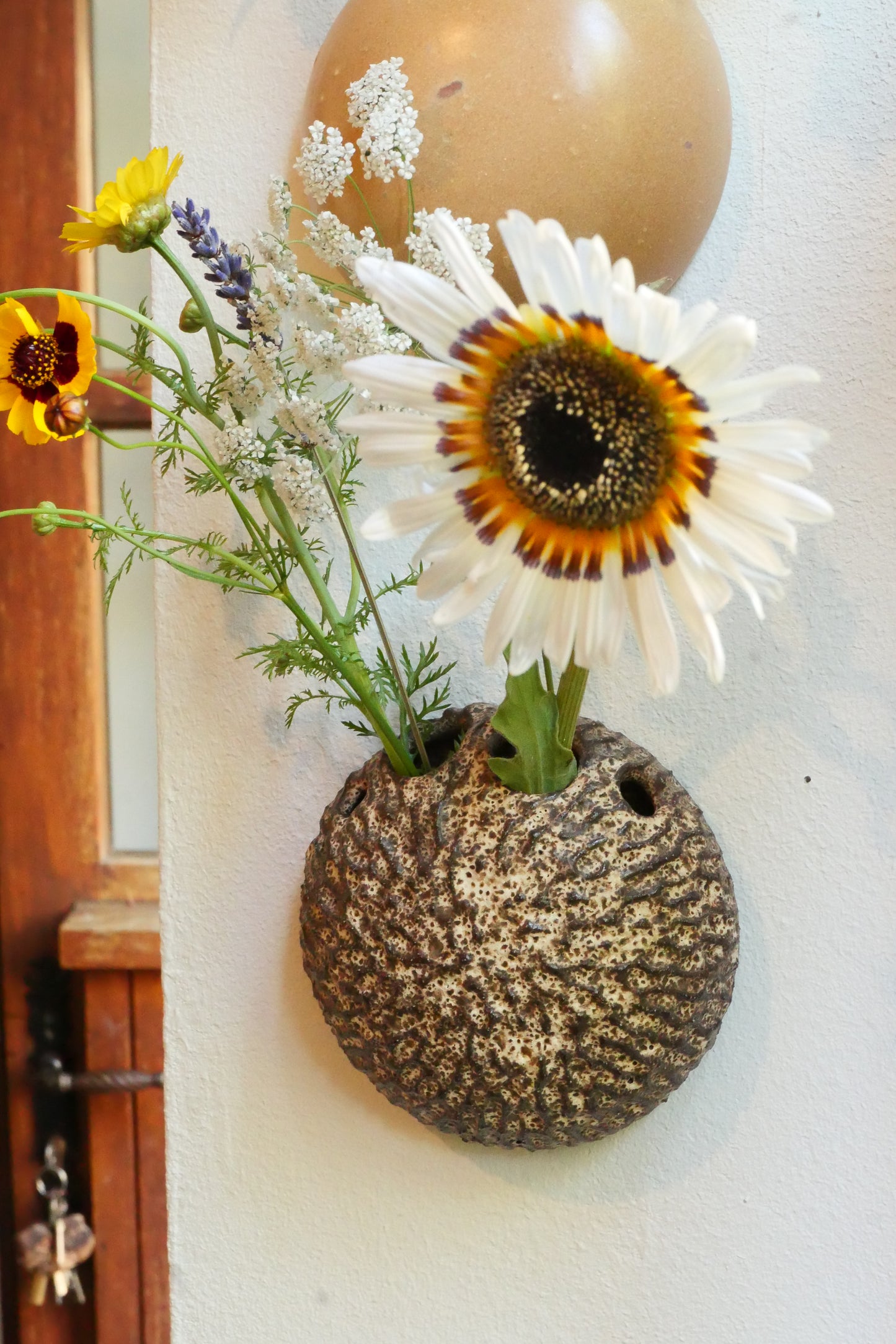 Wall vase