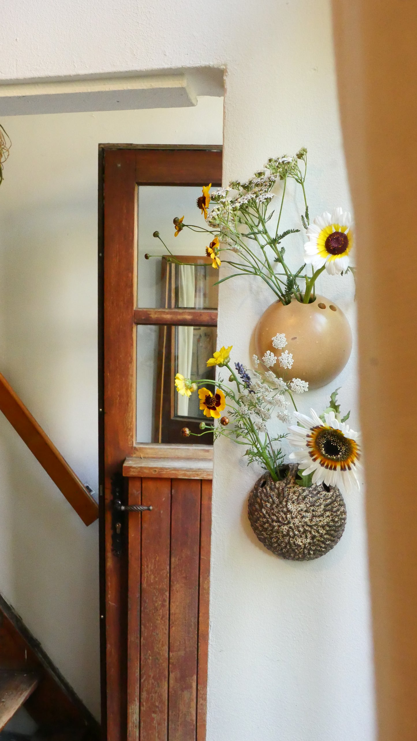 Wall vase
