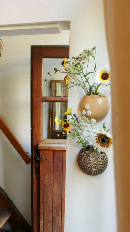 Wall vase