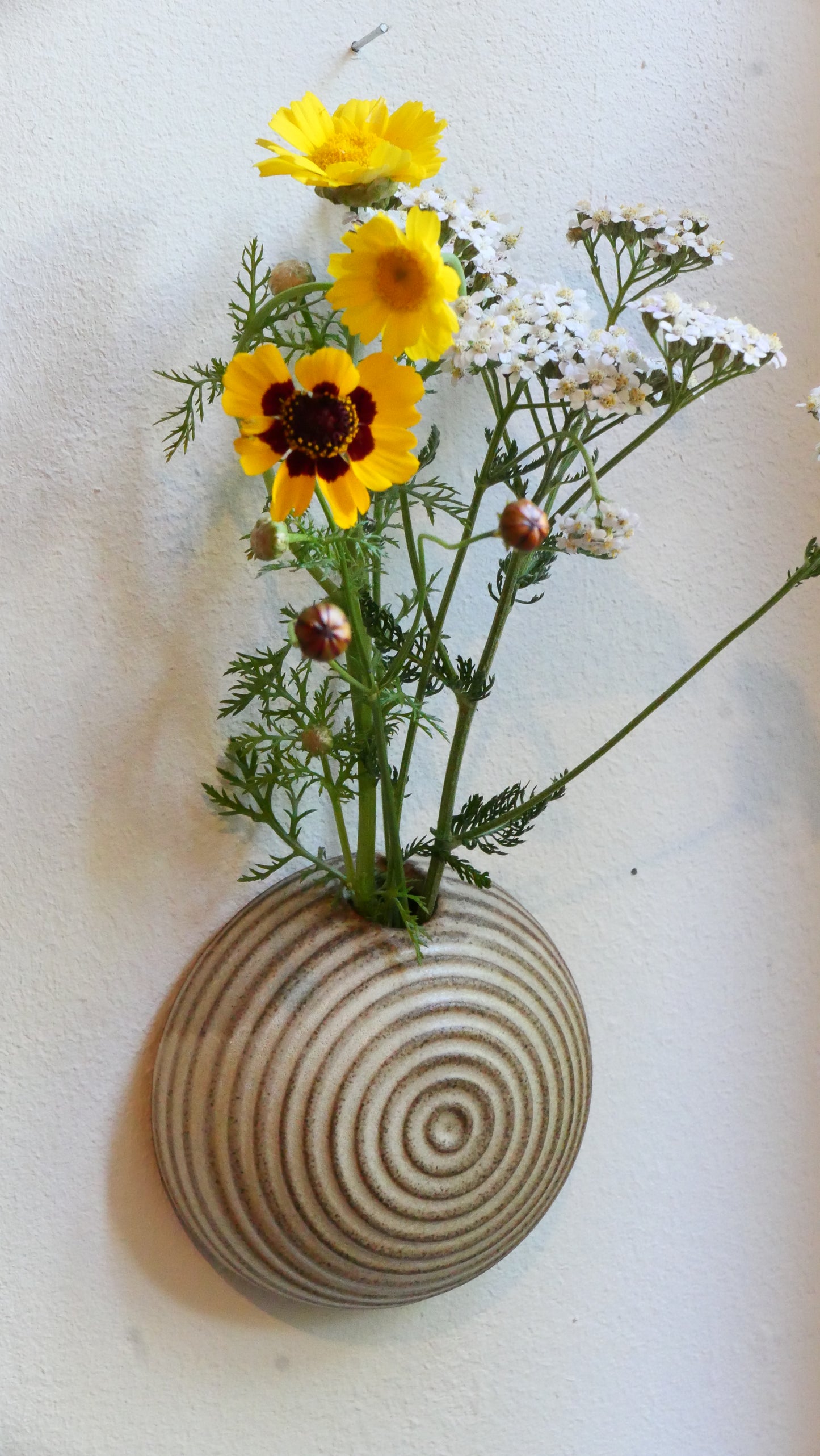 Wall vase