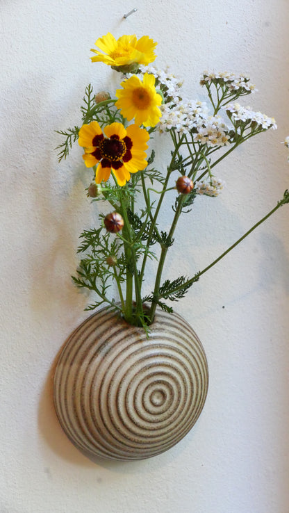 Wall vase