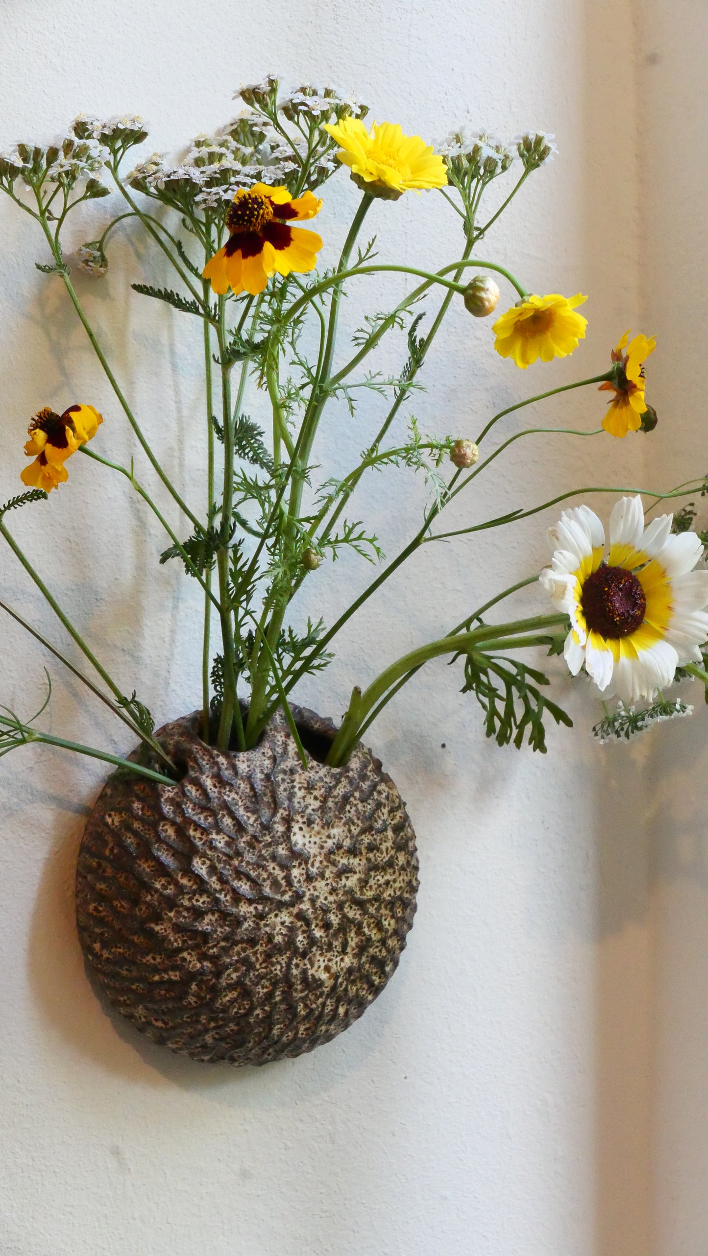 Wall vase