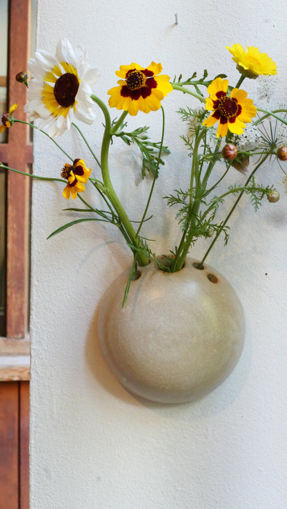 Wall vase