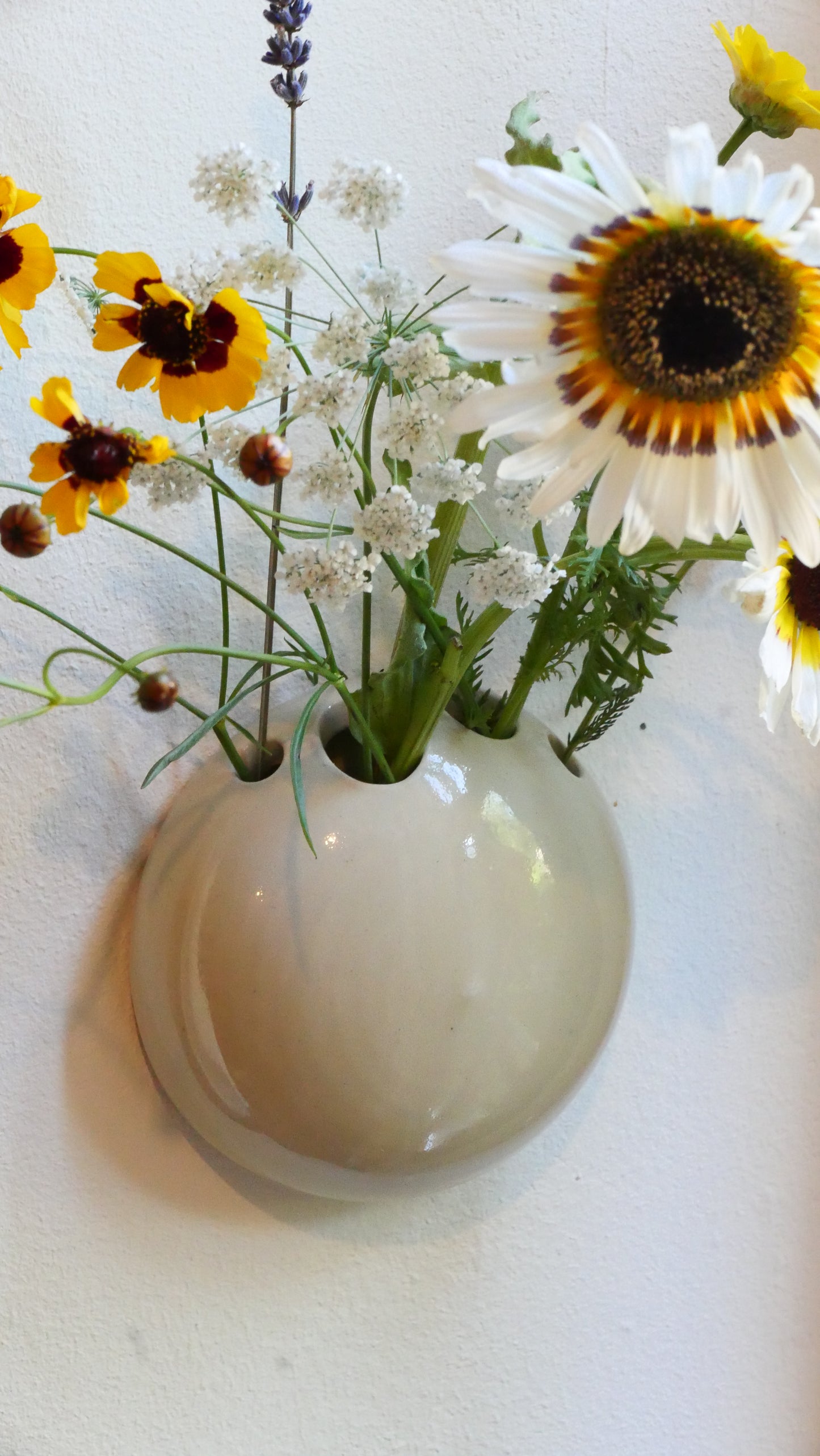 Wall vase