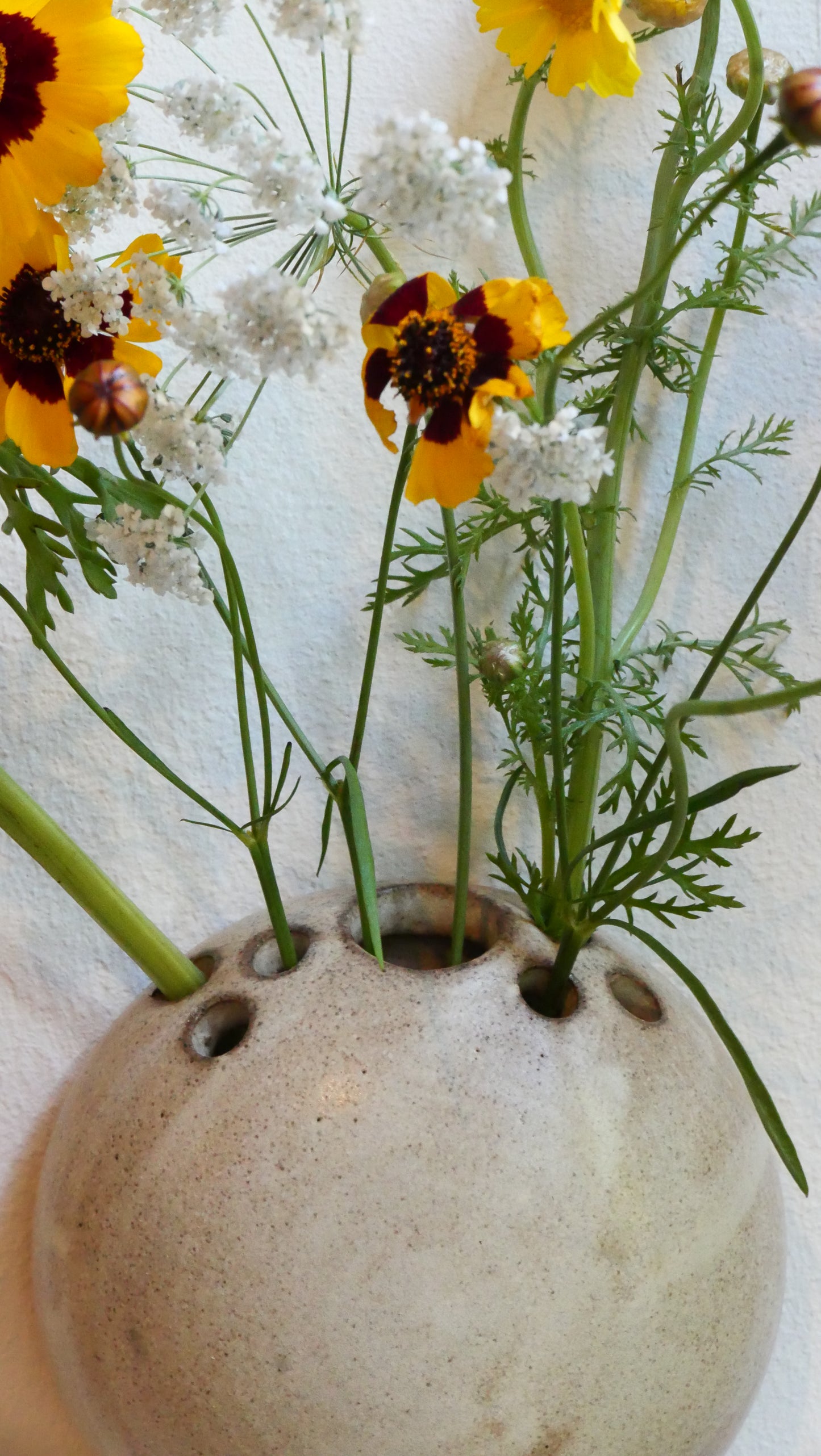 Wall vase