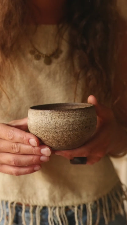 EARTHY ESSENCE, 石 Ishi Cup — Stone Brown